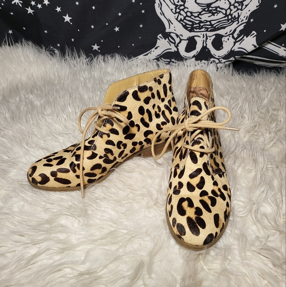Steve Madden, leopard size 8 Damienn Ankle Boots - Picture 1 of 3